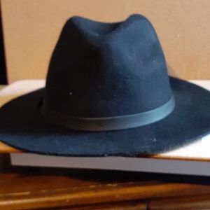 Women's hat